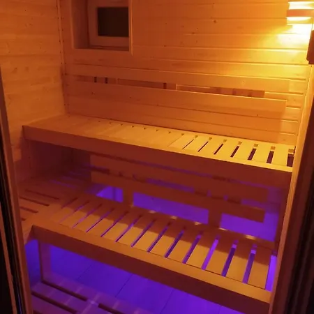 Pod Lesem Рымаров