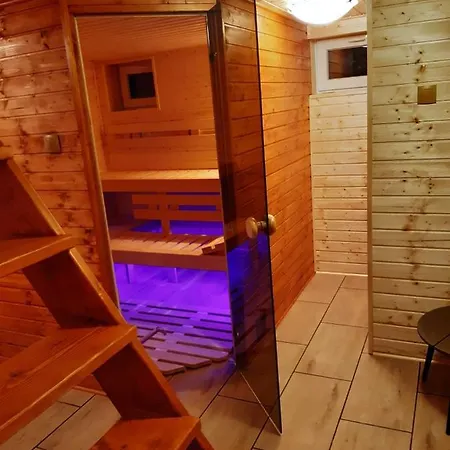 Pod Lesem Рымаров